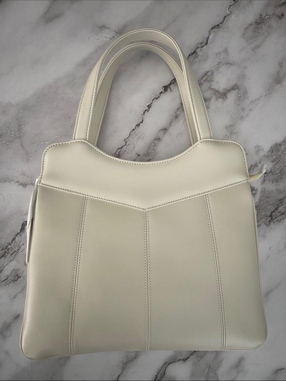 $3,250 New Gucci White GG Leather Top-Handle Bag Petite GG Medium Sienna calf - Picture 8 of 17